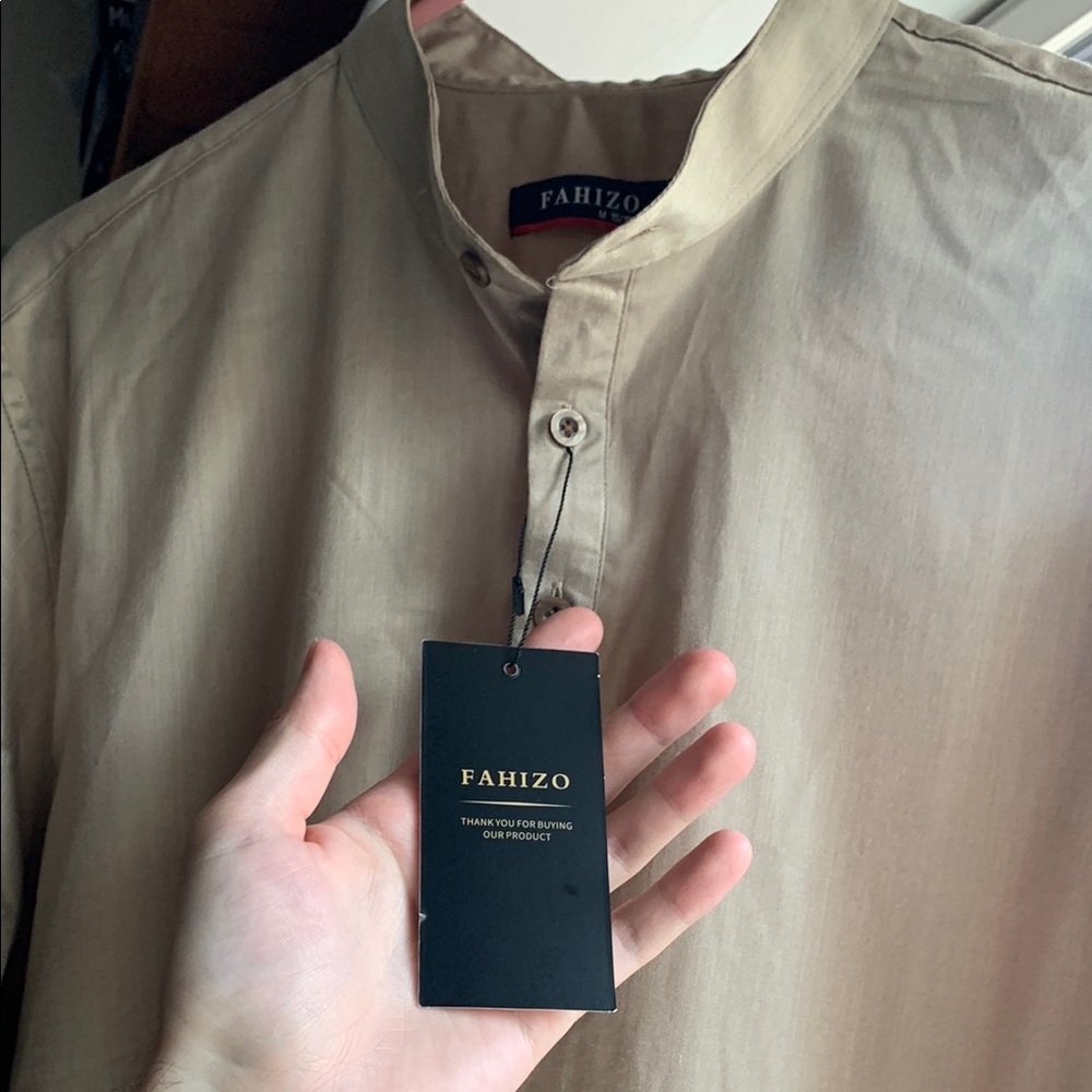 Men’s Beige Banded Collar Shirt (NEW w/ Tag)